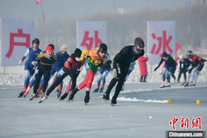 2024年哈尔滨亚洲速度滑冰马拉松开赛：以冰雪体