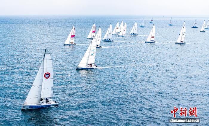 大连杯帆船赛开幕 25支队伍角逐海上竞技舞台