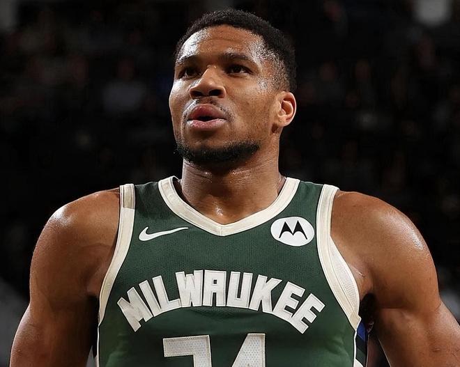 字母哥拒绝赛季报销 雄鹿队希望其休战引争议