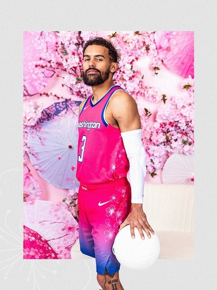 华盛顿奇才队宣布2026-27赛季将复刻经典樱花粉城